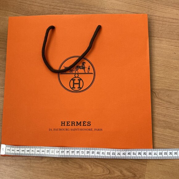 Authentic Hermès shopping bags, like new - Picture 5 of 6